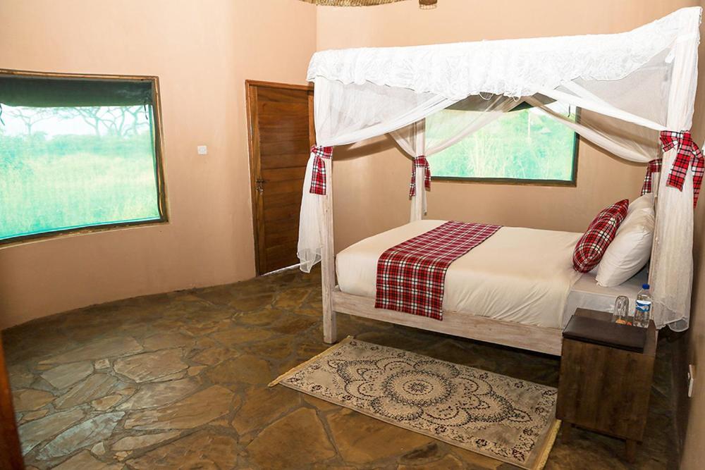 Oilepo Amboseli Hotel Rift Valley Exterior photo